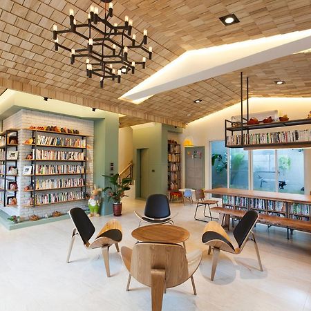 坡岸長堤民宿 Leveeside House Hualien Buitenkant foto