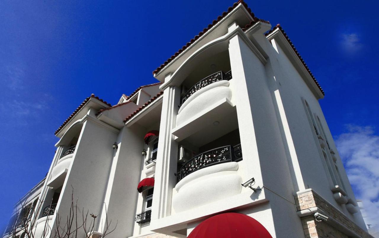 坡岸長堤民宿 Leveeside House Hualien Buitenkant foto