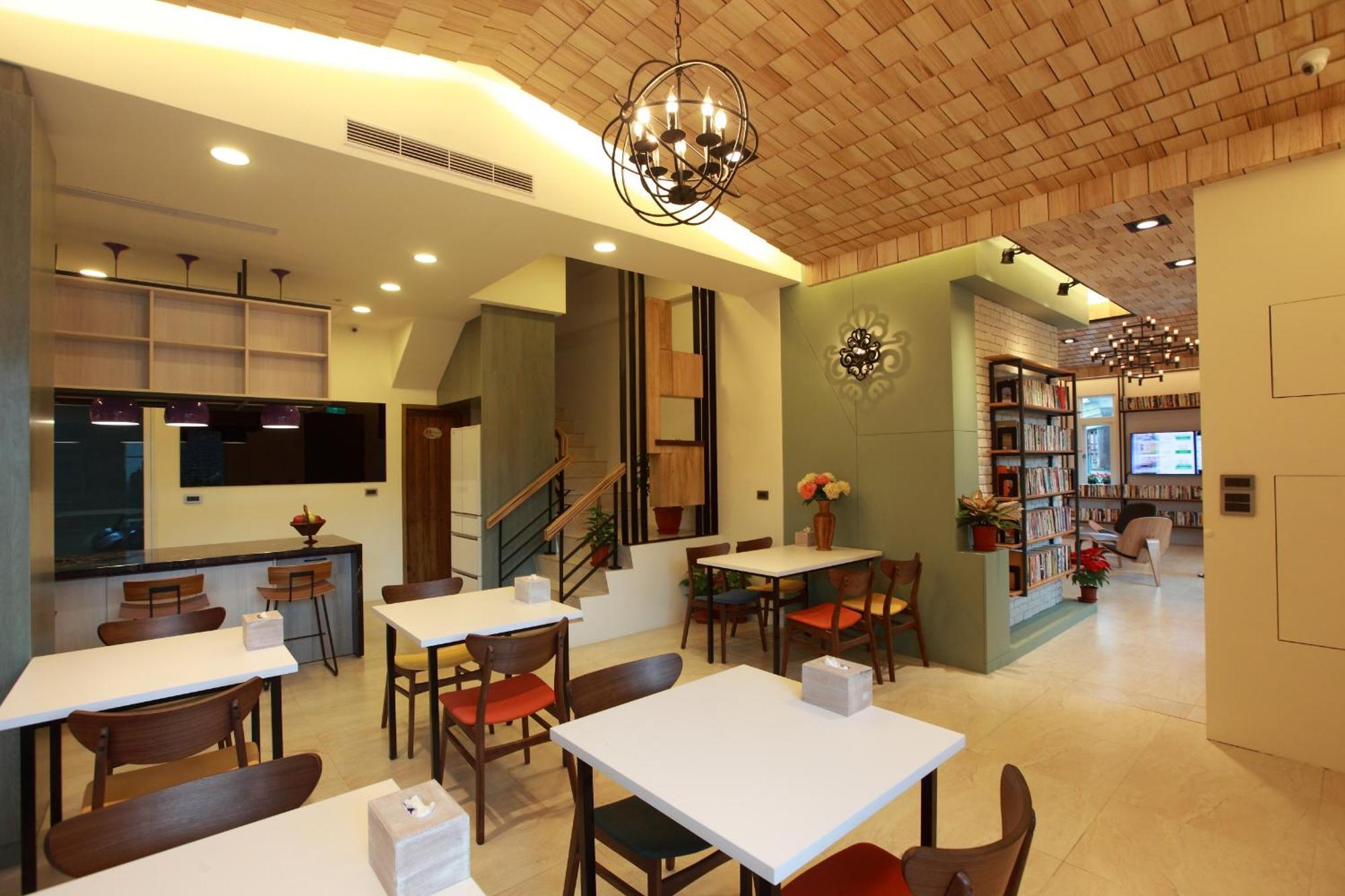 坡岸長堤民宿 Leveeside House Hualien Buitenkant foto